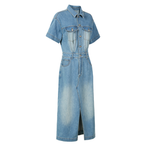 No odor belt denim shirt dress / the slit design shows too much aura Water-washed gradient denim maxi dress