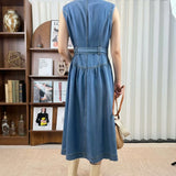 Suit collar sleeveless denim vest skirt / French workwear style denim maxi dress / pleated full skirt hides too much flesh Shallow water wash denim dress / Sleek commuting Front-buttoned vest-style denim mid-length dress